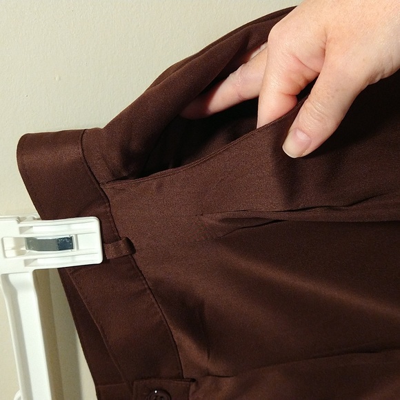 Brown pleated C&A slacks - Picture 4 of 4